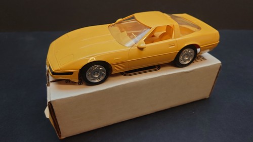 Amt 1992 chevrolet corvette - amt,